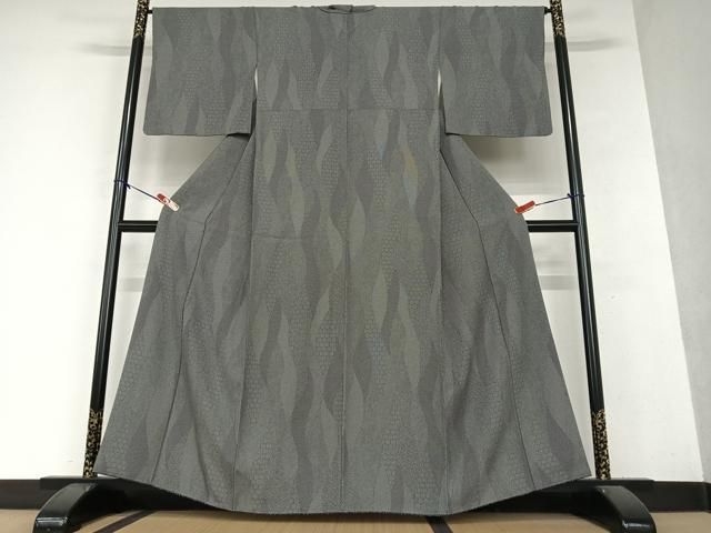 平和屋着物○上質な小紋 型染め 吉祥文 黒地 正絹 逸品 CAAV6793vf