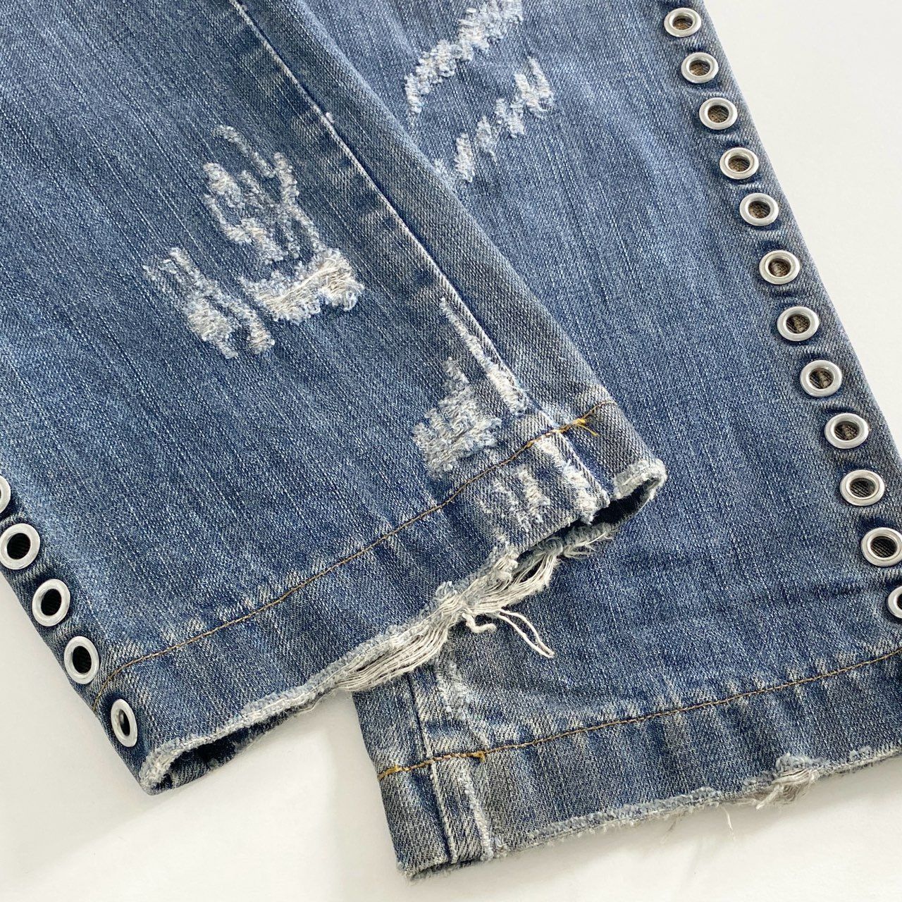 43c1 DOLCE&GABBANA ドルチェアンドガッバーナ イタリア製 ハトメスタッズデニムパンツ ボトム ジーンズ ダメージ加工 48 インディゴブルー コットン ドルガバ MADE IN ITALY 43c1 DOLCE&GABBANA ドルチェアンドガッバーナ イタリア製 ハトメ