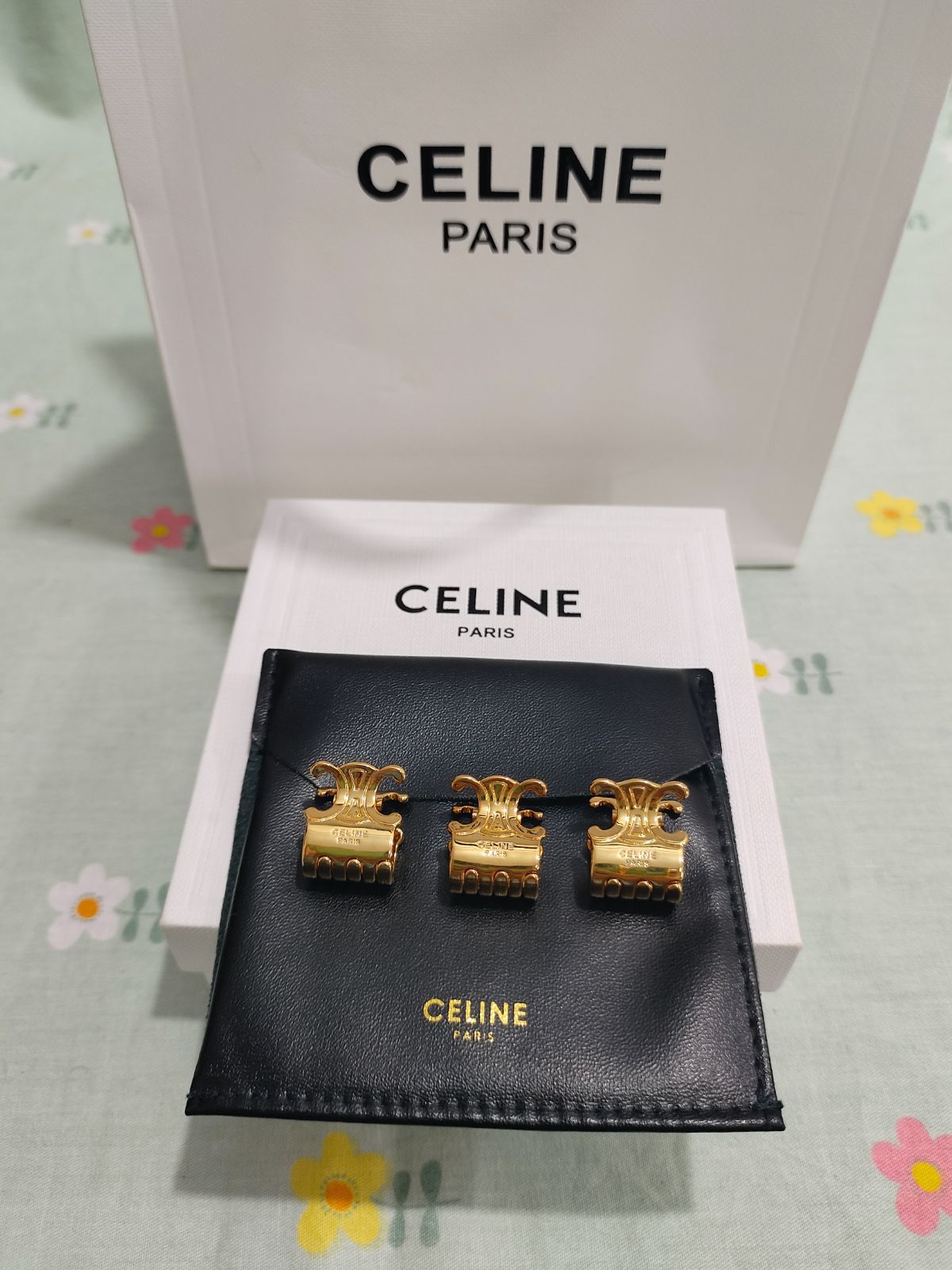 🦋お勧め🦋celine(セリーヌ) ヘアピン ヘアアクセサリー 新品❣️未使用❣️送料無料♫レディース - メルカリ