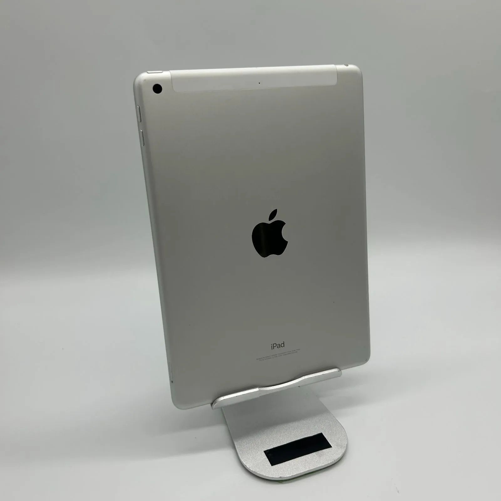 ジャンク】iPad 第6世代 Wi-Fi+セルラーモデル シルバー | あいぱっど 