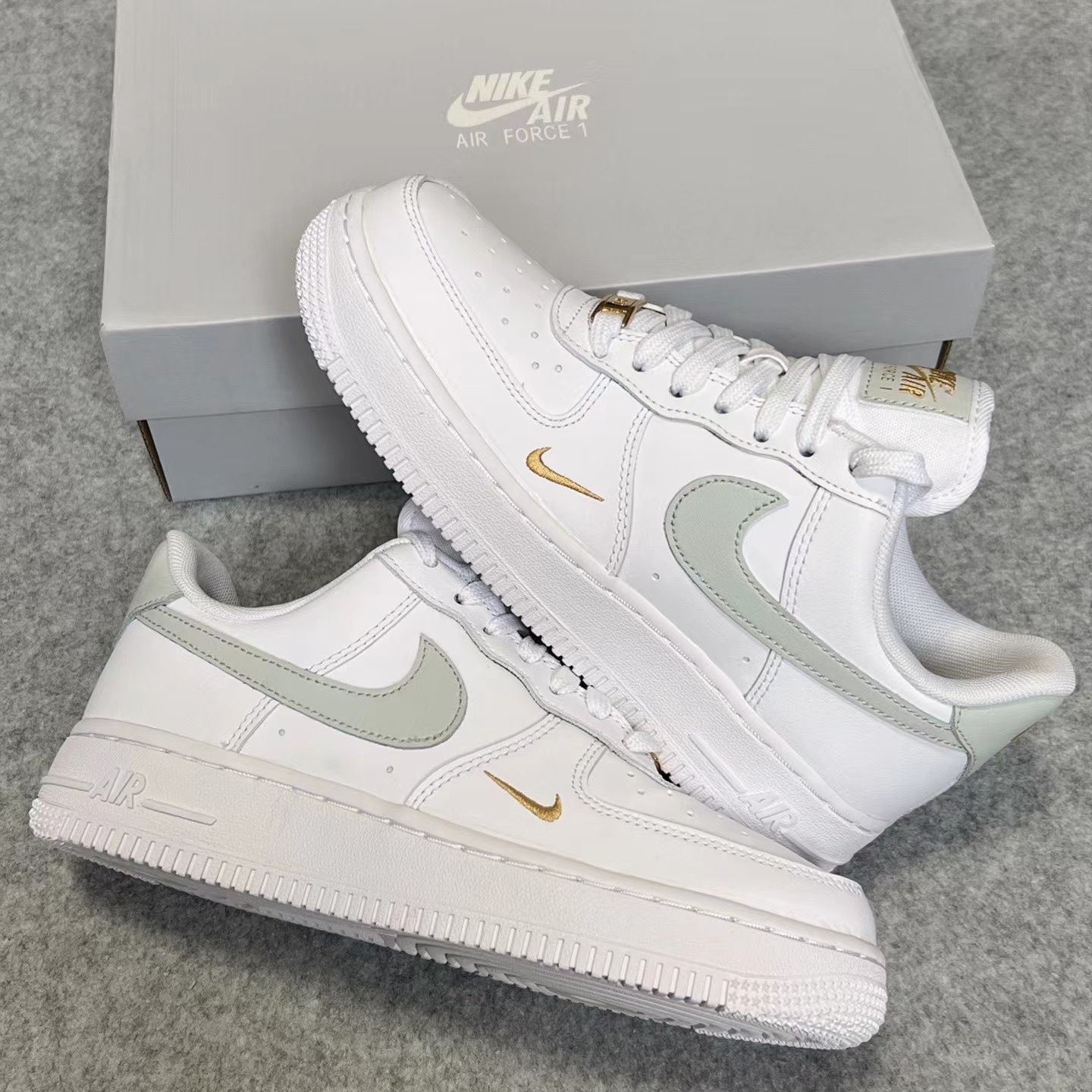 新品未使用 ナイキ Nike Air Force 1 Low essential メンズ レディース スニーカー エアフォースCZ0270-106 -  メルカリ