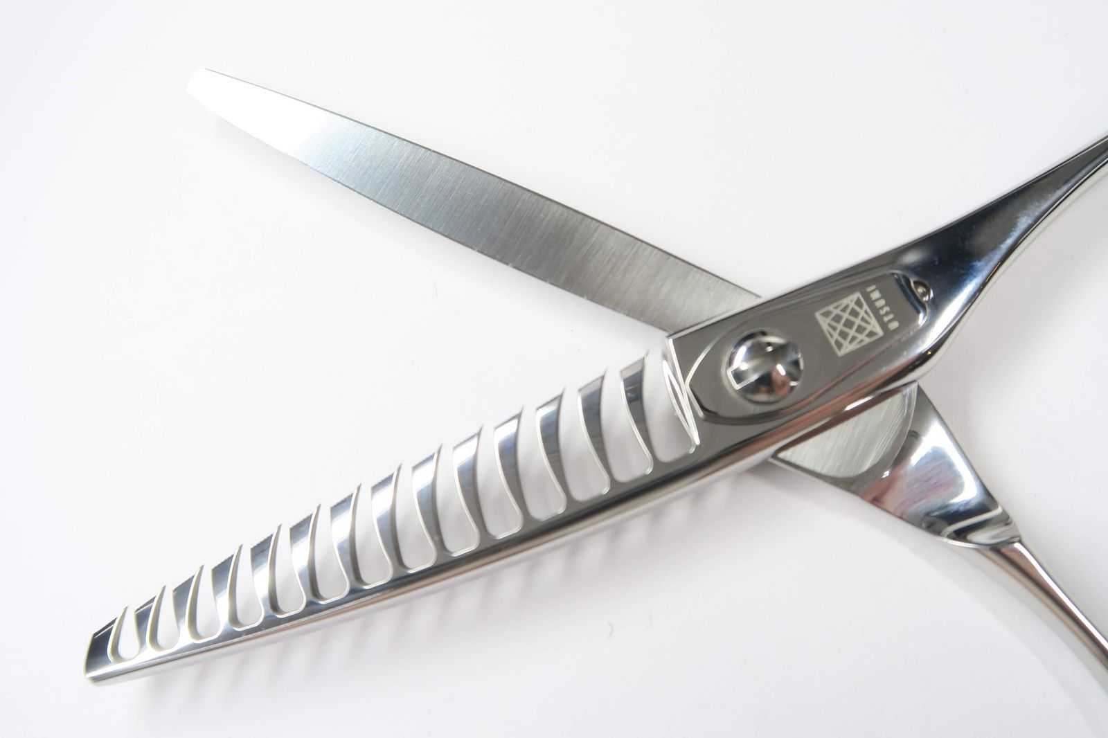 U&U セニングシザー　PA30 UTSUMI U&U セニングシザー PA30 トリミングシザー UTSUMI PA30（スキ