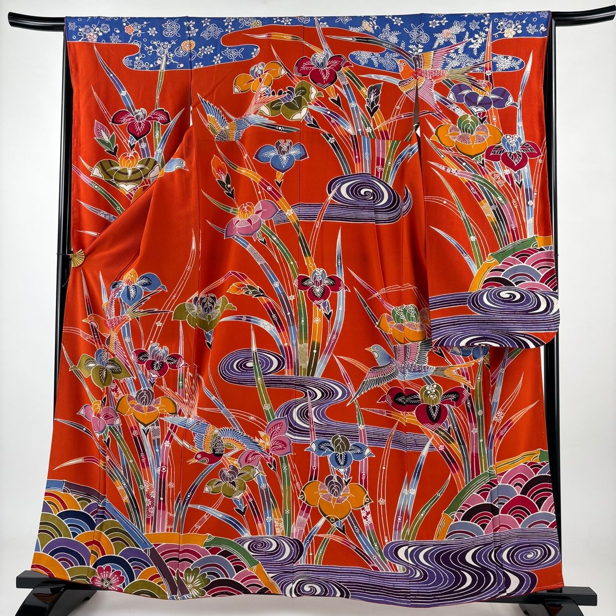 振袖 身丈160.5cm 裄丈66cm M 袷 菖蒲 燕 縮緬 朱色 正絹 秀品