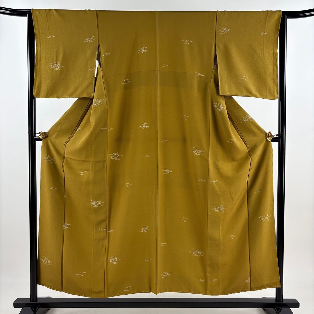 小紋 身丈153.5cm 裄丈62.5cm S 袷 松葉 イチョウ 山吹茶色 正絹 秀品