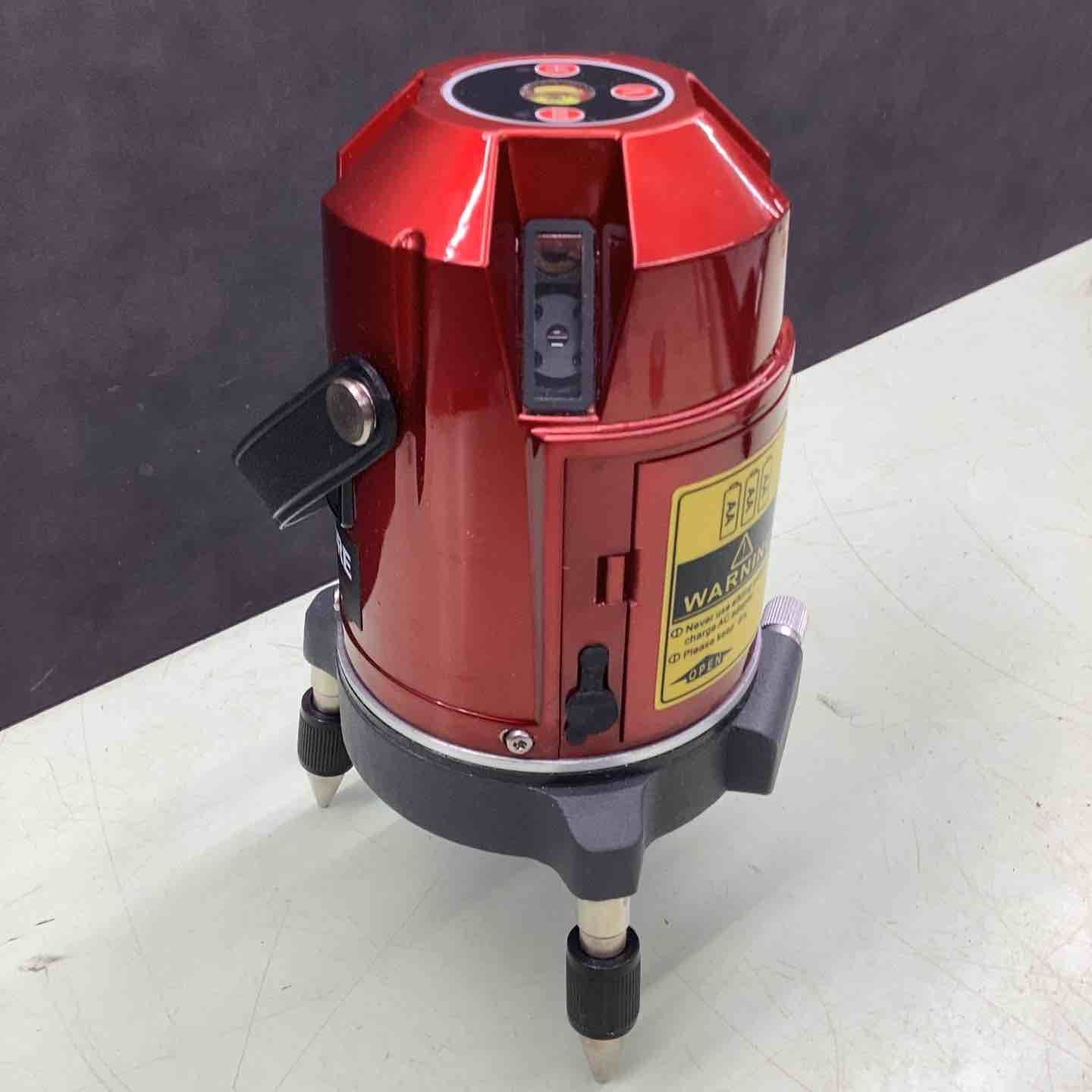 レーザー墨出し器
