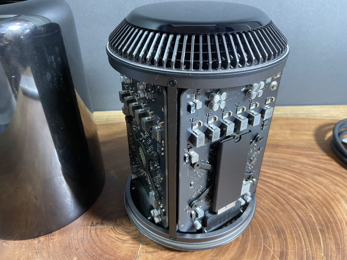 美品最上位 2016年製」Apple Mac Pro Late 2013/12コア/64GB 美品最上位 2016年製」Apple Mac Pro Late 2013/12コア/64GB
