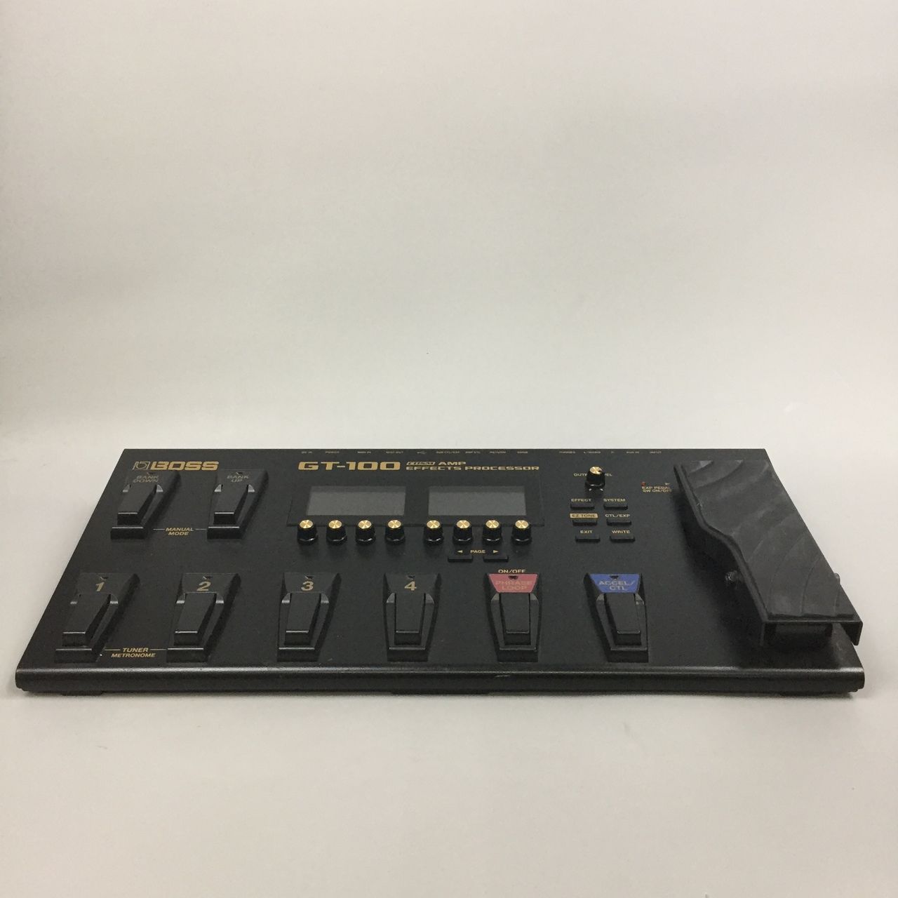 BOSS GT-100 マルチエフェクター レビュー】まだまだ現役で使えるマルチエフェクター BOSS GT-100