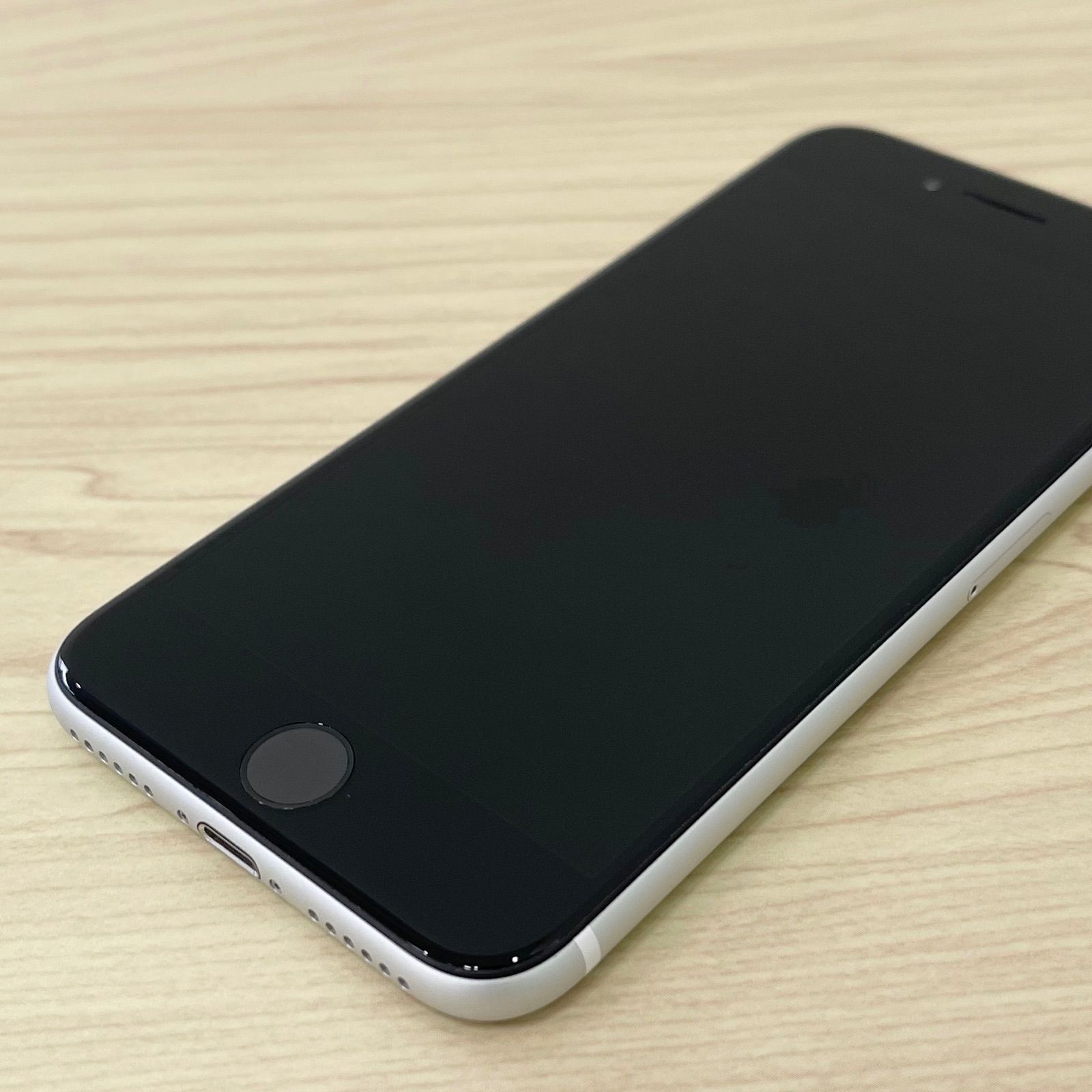 極美品】 iPhoneSE 第2世代 64GB 【iPhoneSE2】 - メルカリ