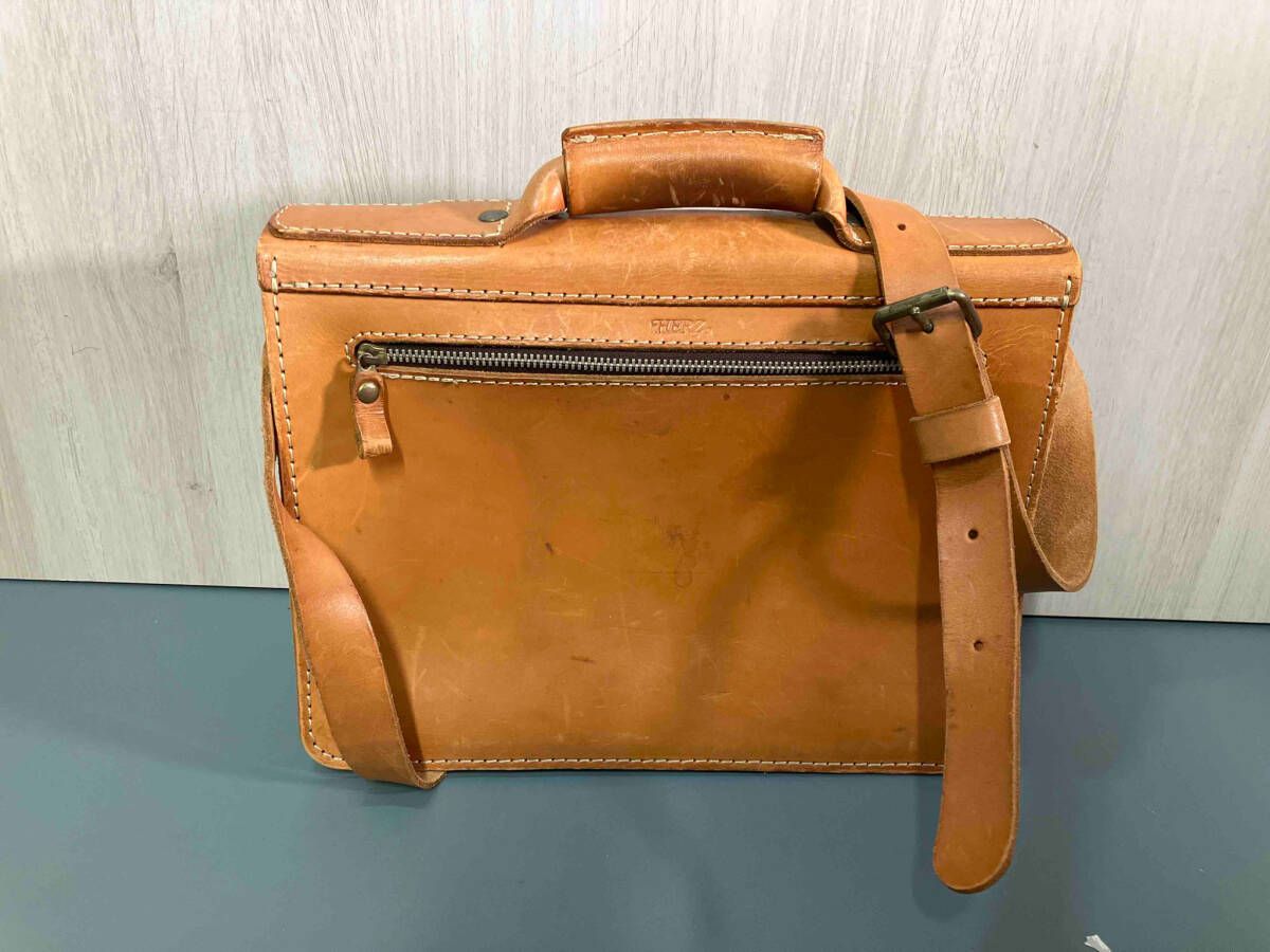 HERZ ブリーフケース ブラウン レザー A4ファイル対応のクラシックな二本ベルトブリーフケース「革鞄の