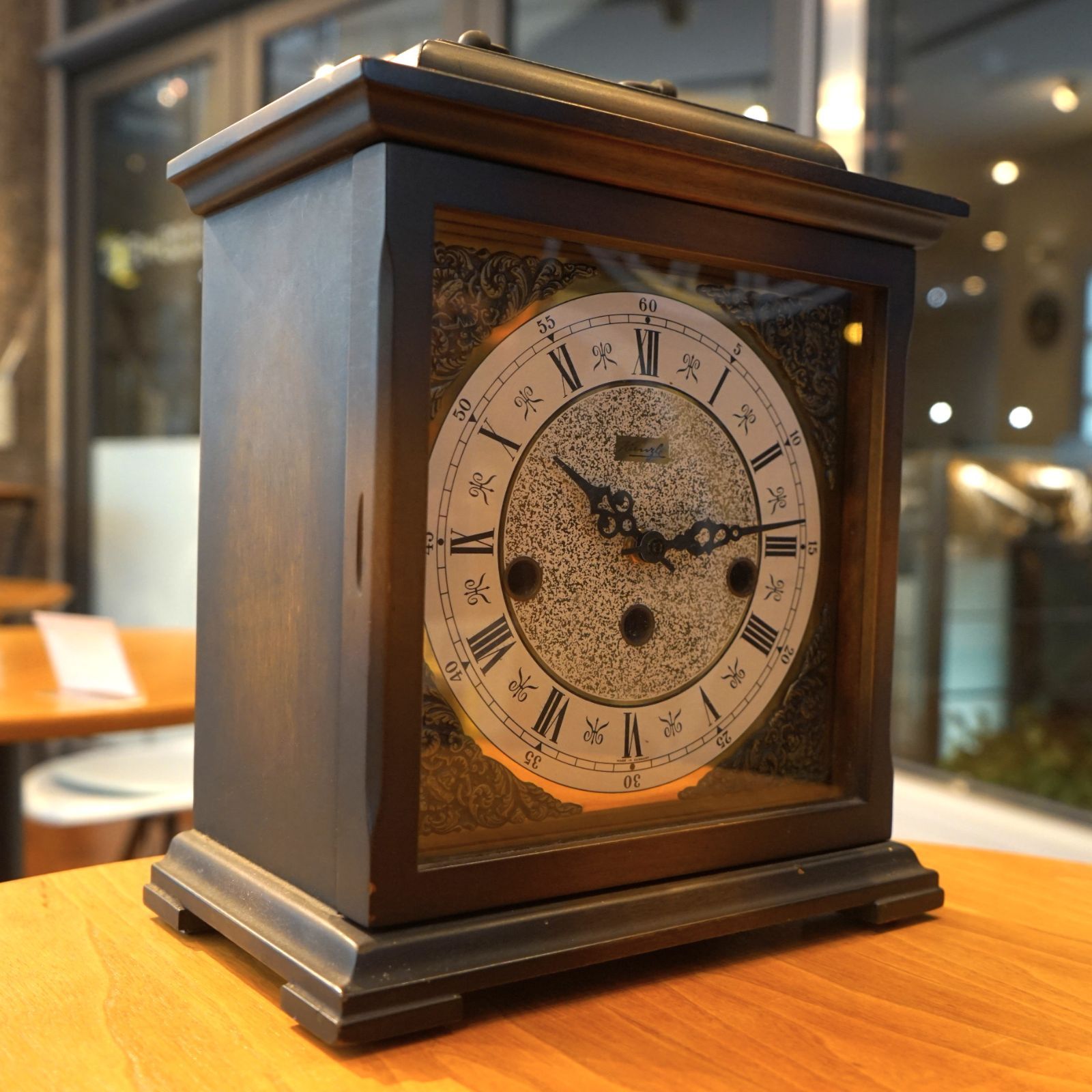 Hermle ヘルムレ 置き時計 古時計 ヴィンテージ クォーツ換装品 25-M