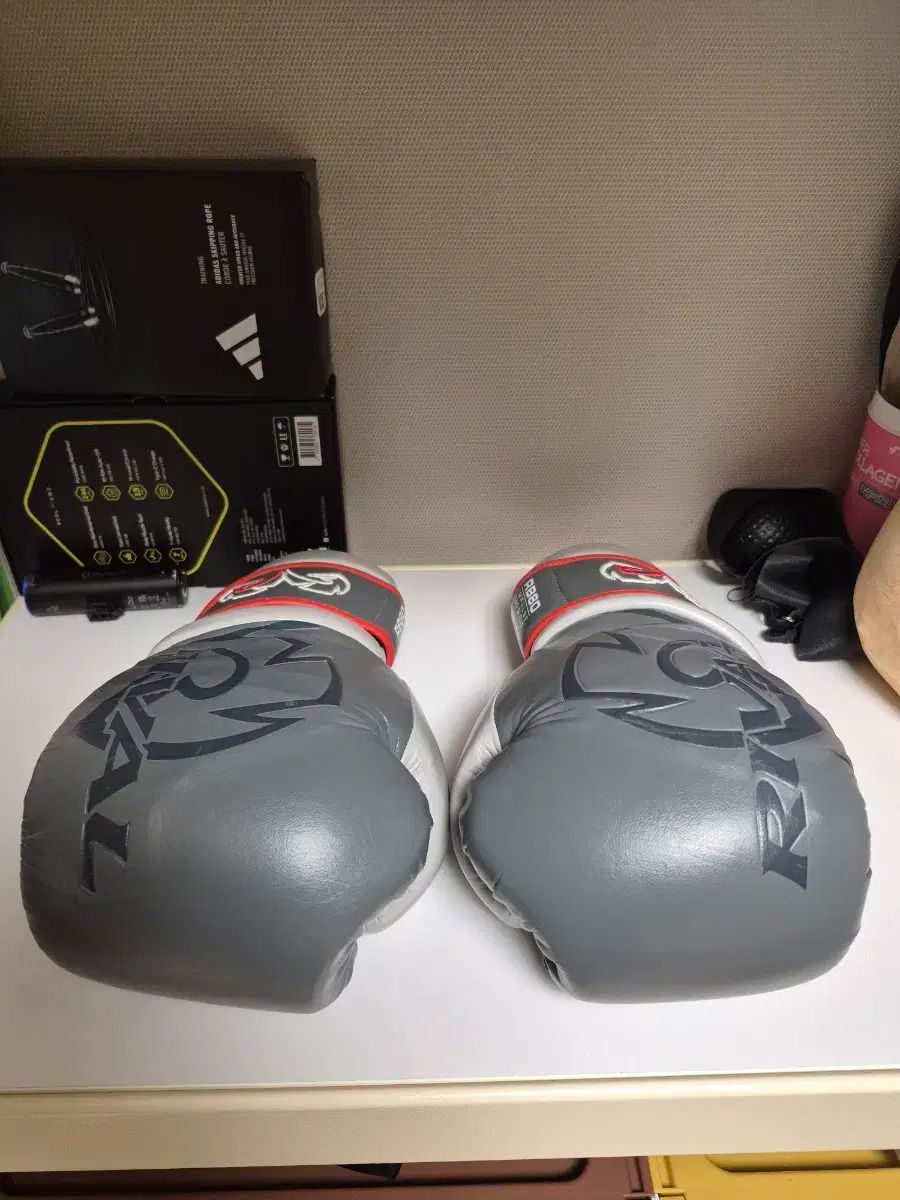 販売 ボクシンググローブ