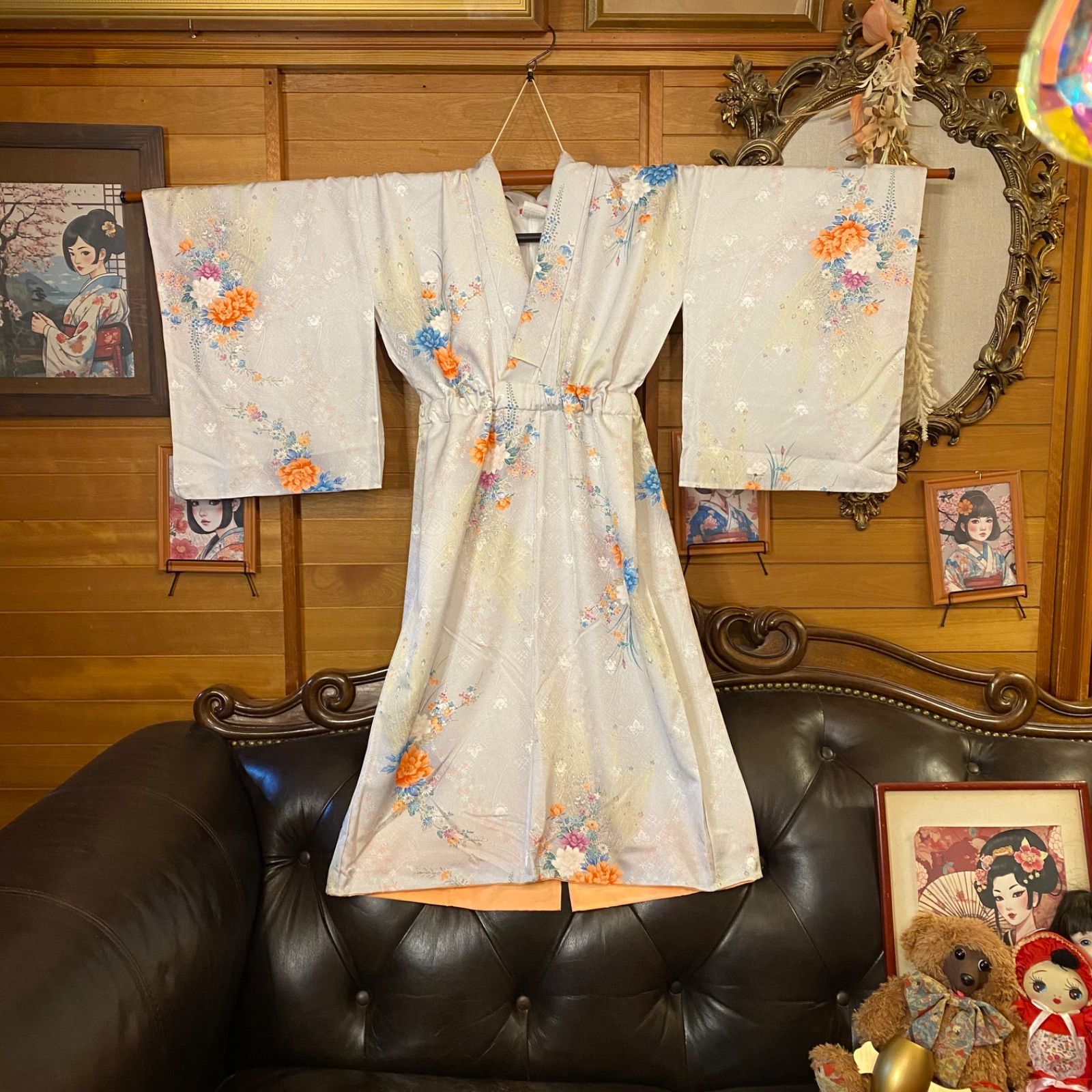 小紋　大島紬　ヱ霞　縦模様　グリーン　レアカラー　着物　124a d 小紋 大島紬 ヱ霞 縦模様 グリーン レアカラー 着物 124a d