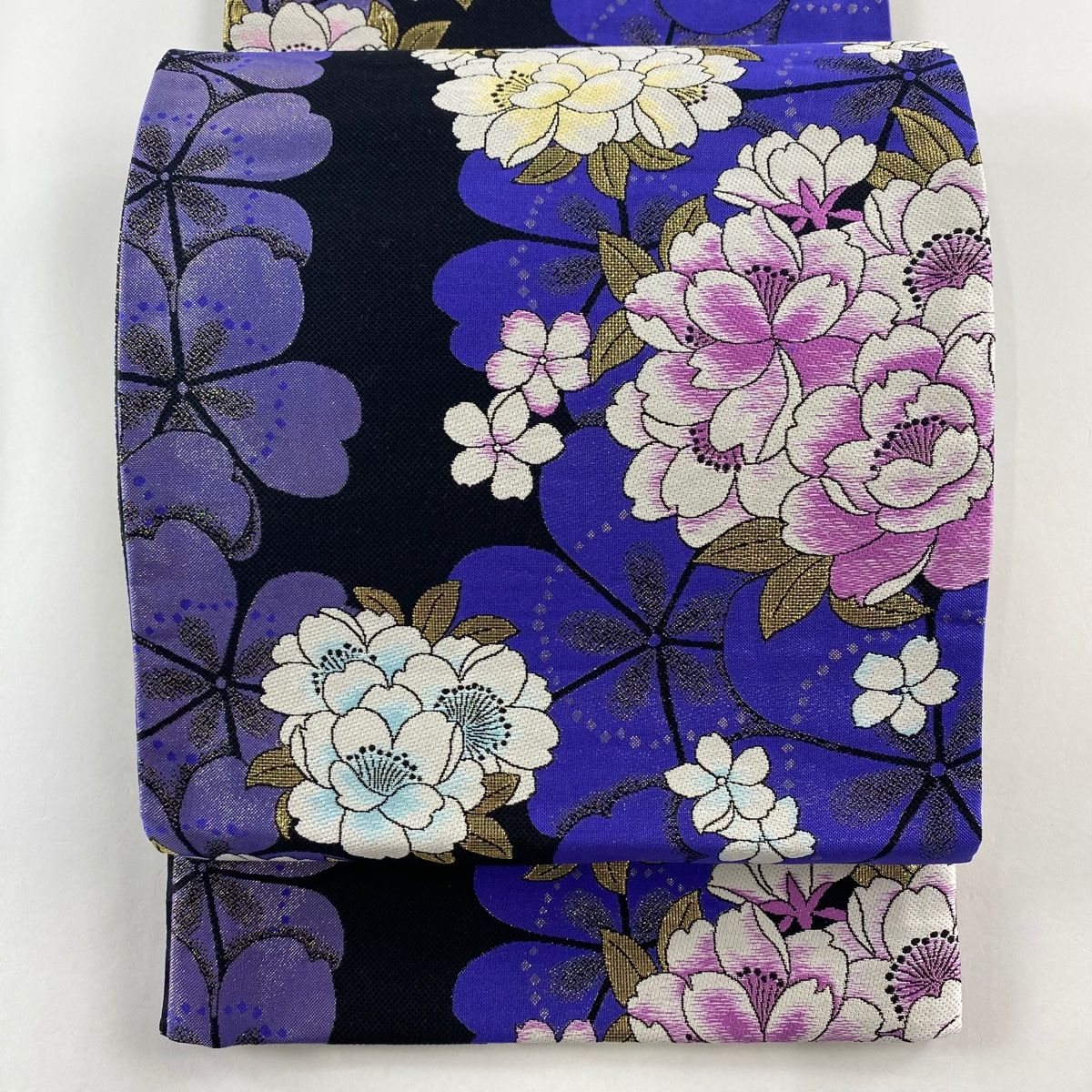 袋帯 秀品 桜 桜の花びら 金糸 箔 黒 六通 正絹 【中古】 - メルカリ
