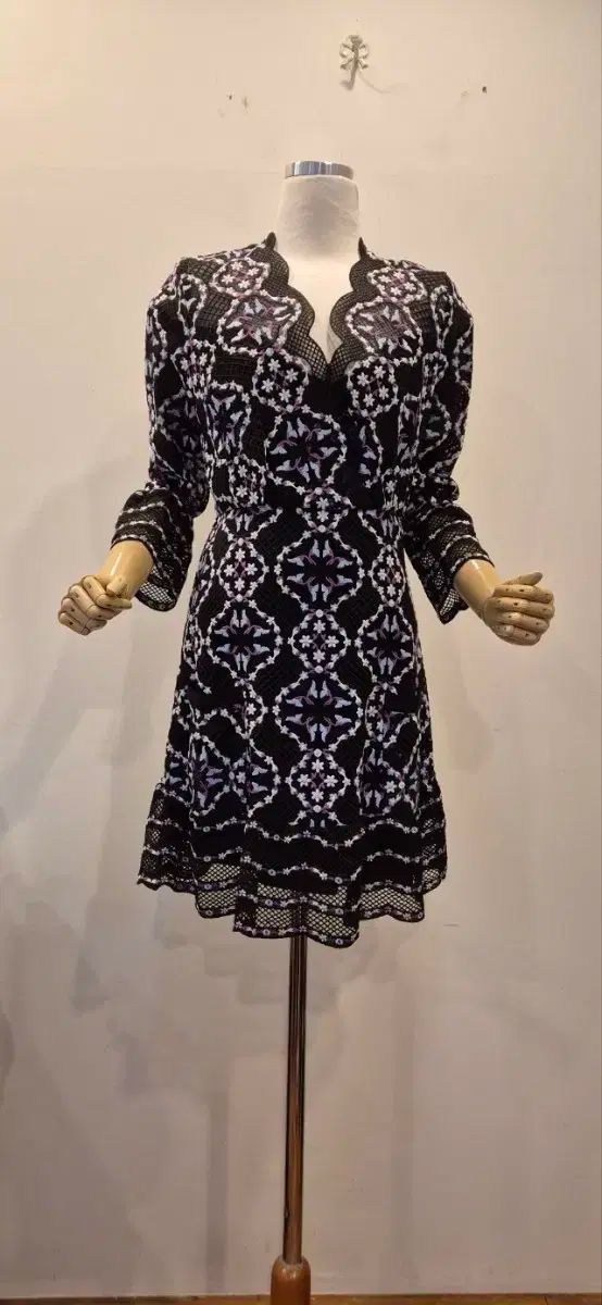 SANDRO サンドロ レース ワンピース