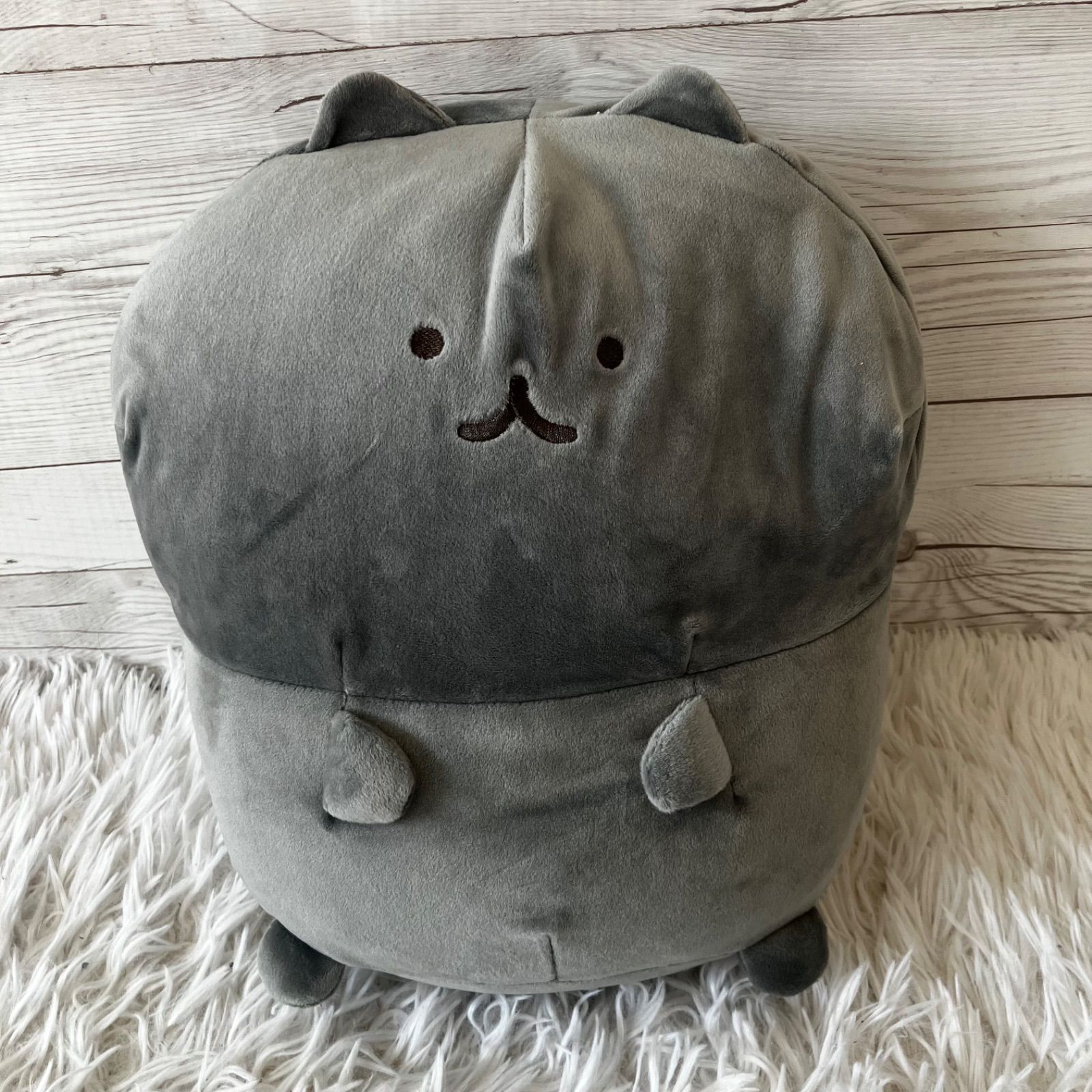 新品タグ付き かやぬゆみコラボ もちもちなねこのぬいぐるみ くろねこ