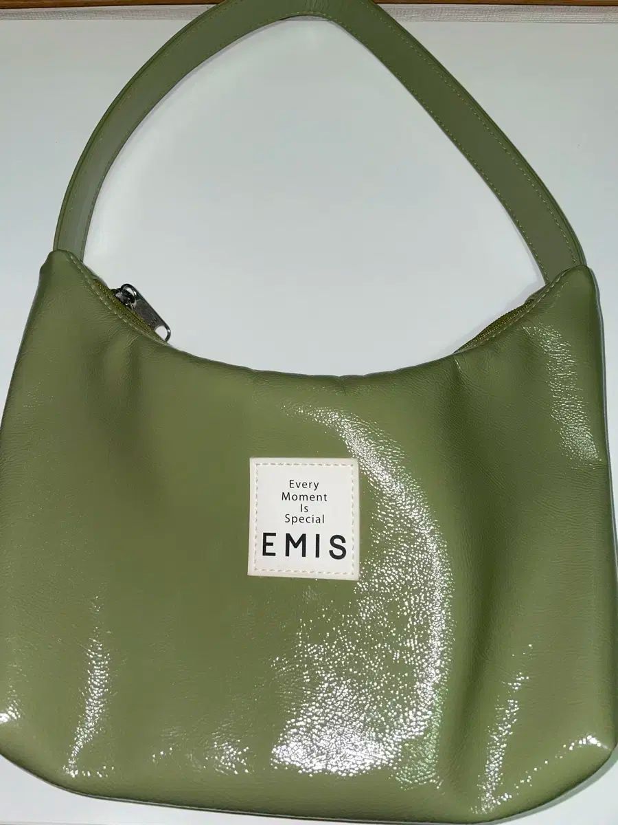 【EMIS】★送料・関税込★ホーボーバッグ EMIS(エミス) ホーボーバッグ グリーン - メルカリ