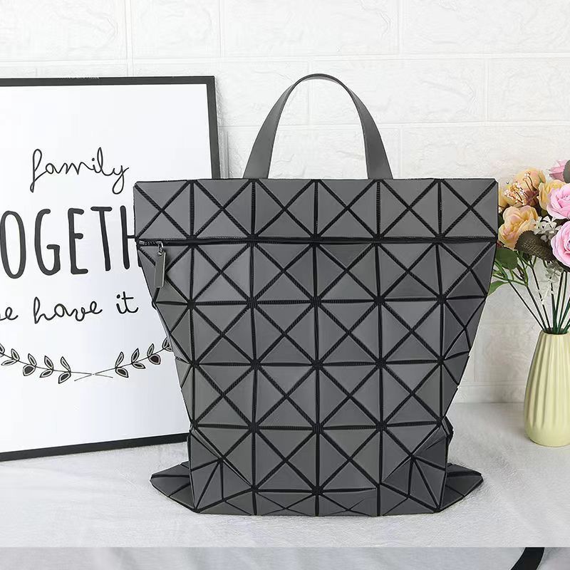 新品 BAOBAO ISSEY MIYAKE バオバオ イッセイミヤケ リュック ランドセルバッグ トートバッグ 5色 - メルカリ