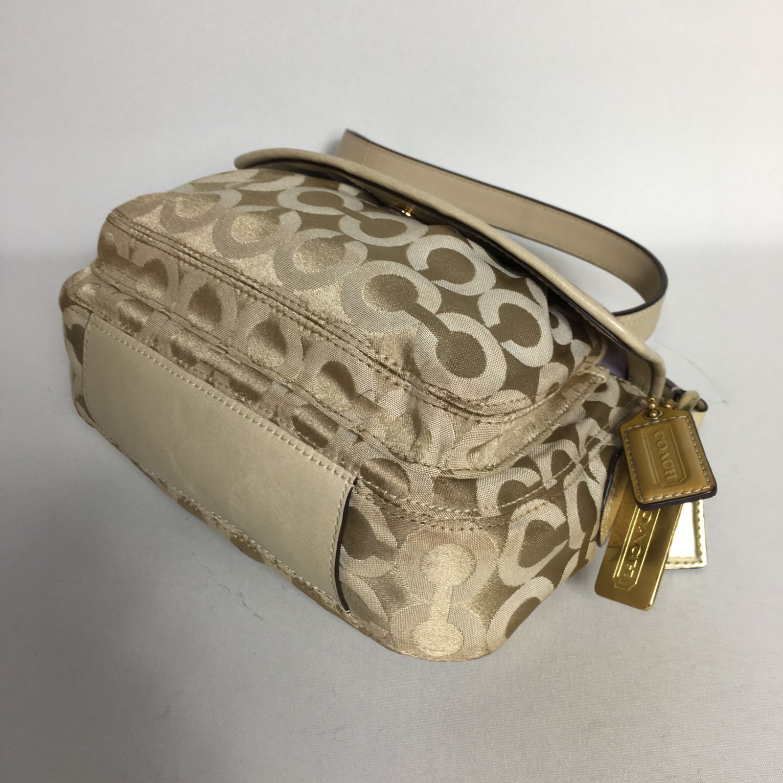 2505-260｜美品｜コーチ オプアート ショルダーバッグ ベージュ