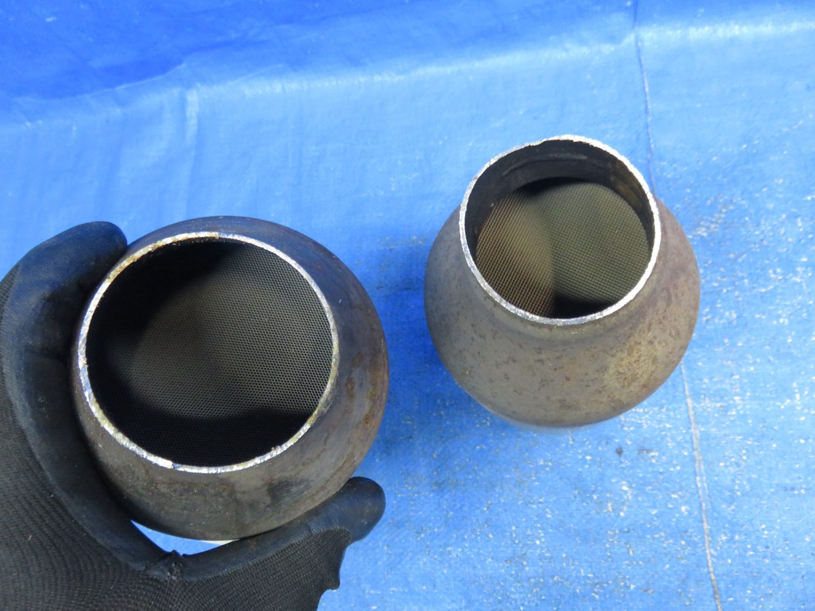 LA6705 トヨタ ZGM11W アイシス 3ZR-FAE 純正 触媒 コンバーター キャタライザー 2点 刻印 GQ7 GN9 パラジウム ロジウム 素材用