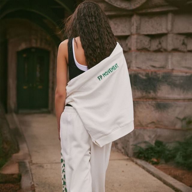 送料無料 フリーピープル レディース パーカー スウェット アウター All Star Embroidered Pullover - Women s Twig Combo