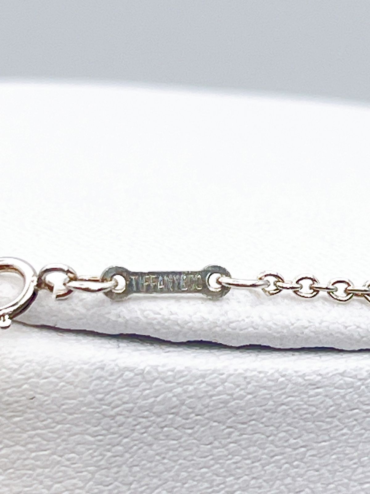 ティファニー オープンハートリング Elsa Peretti Elsa Peretti®:Open Heart Pendant | Tiffany & Co. Netherlands