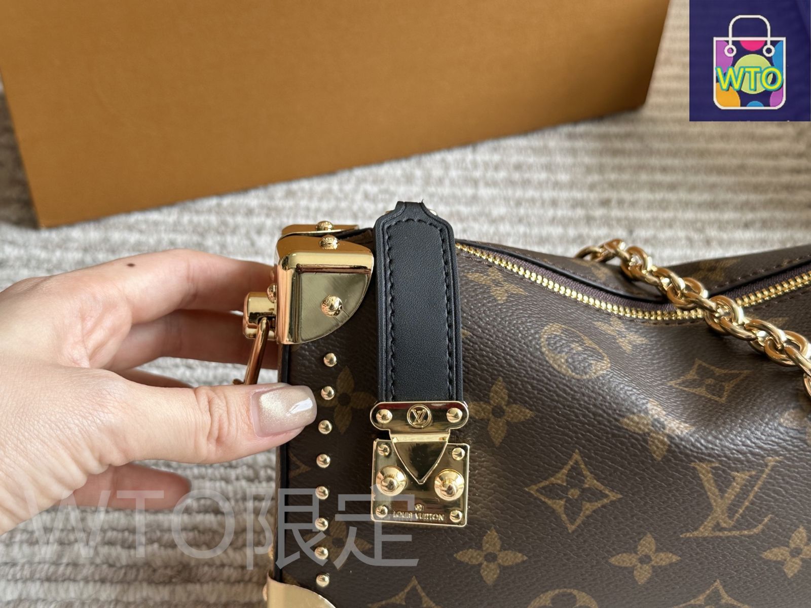 今日特価】LV ルイ・ヴィトン サイドトランク シリーズ 肩?を