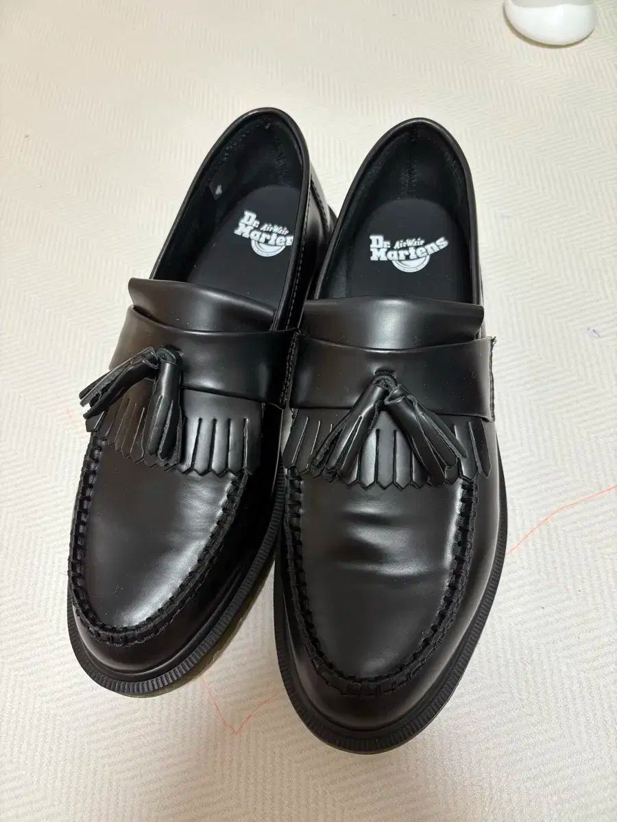 DR. MARTENS ドクターマーチン エイドリアン スムース 270