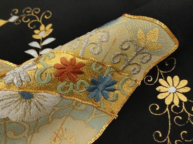 平和屋着物□豪華黒留袖 駒刺繍 扇面草花文 金彩 正絹 逸品 AAAV4149es