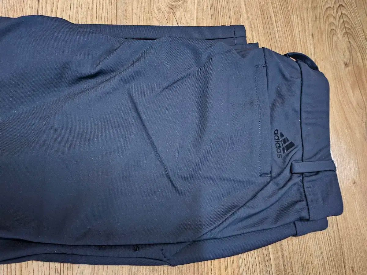 アディダスゴルフ起毛パンツ 34