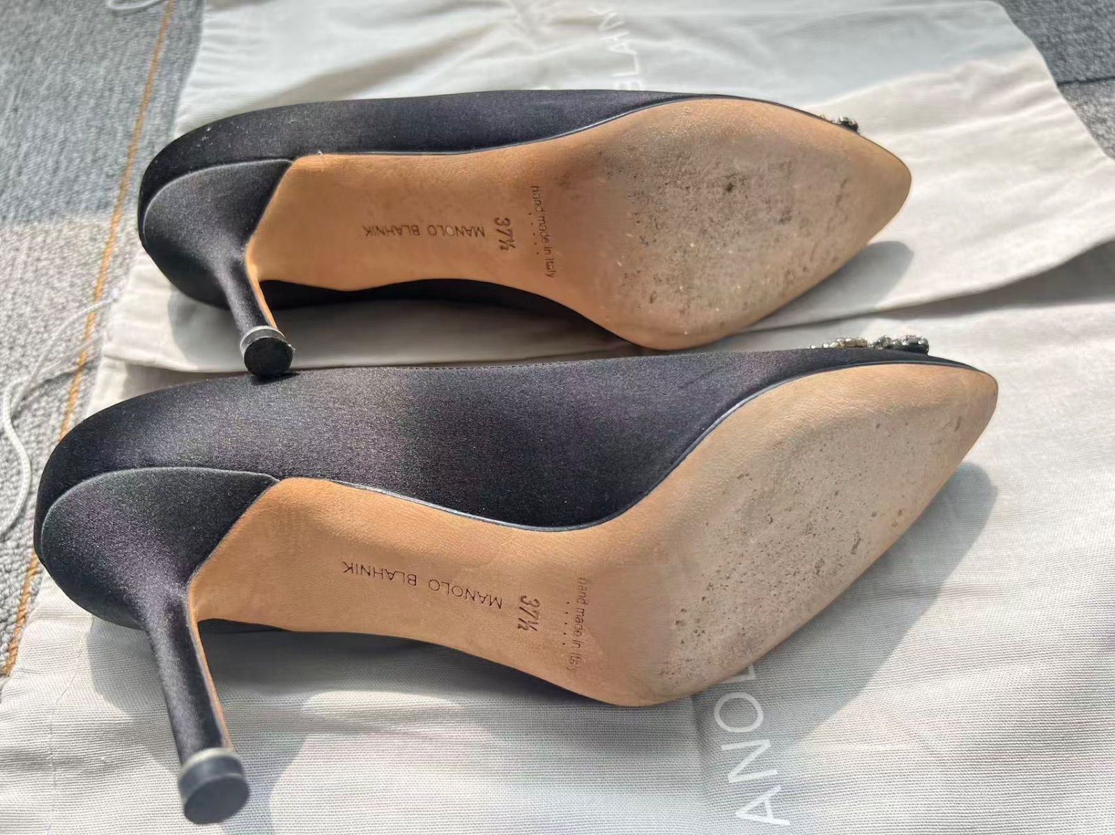 【美品】Manolo Blahnik ビジュー付きブラックパンプス 名東】【MANOLO BLAHNIK】マノロ ブラニク ヒールパンプス