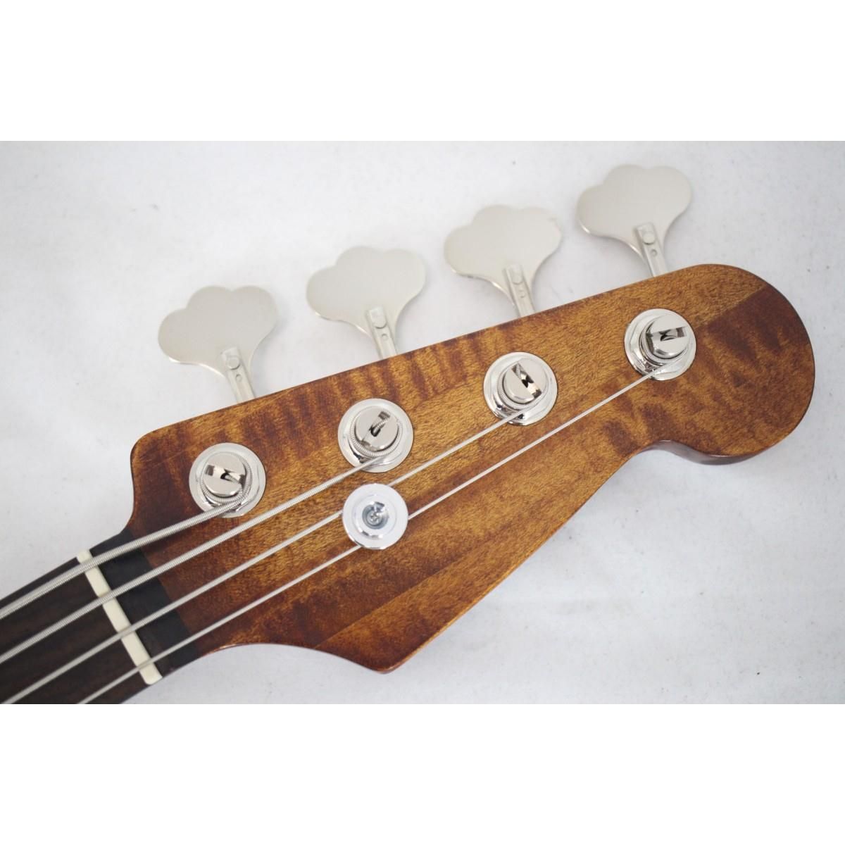 ＧＵＩＴＡＲ ＢＡＳＳ