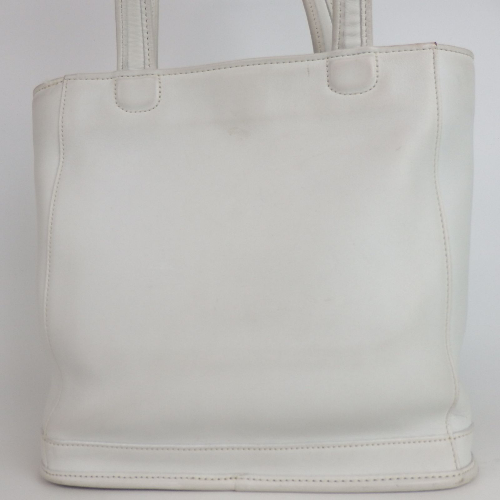在庫処分‼️COACH レザー トートバッグ ホワイトミディアム 在庫処分‼️COACH レザー トートバッグ ホワイトミディアム