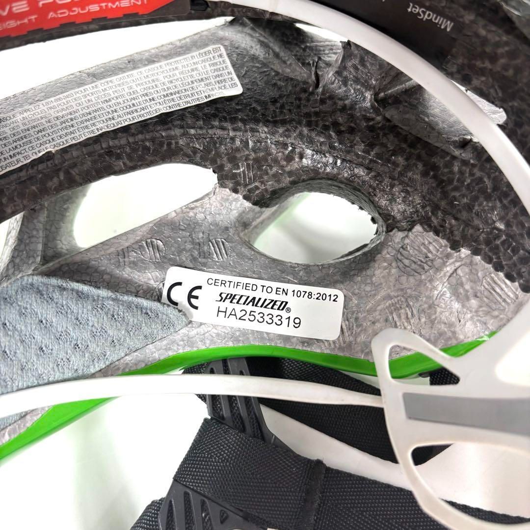 サイクリングヘルメット