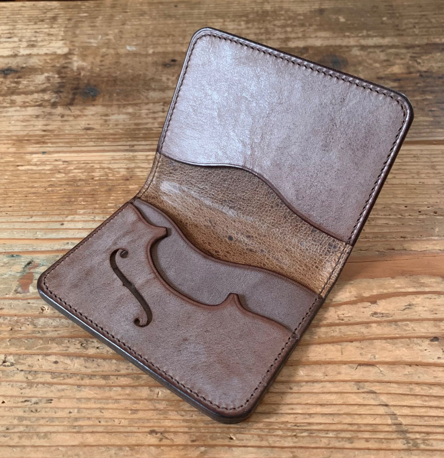 手縫いで創った名刺入れ 『