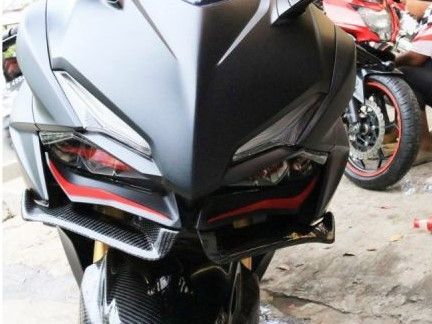 KB CBR250RR MC51 フロントウイングレット 受注製造 - メルカリ