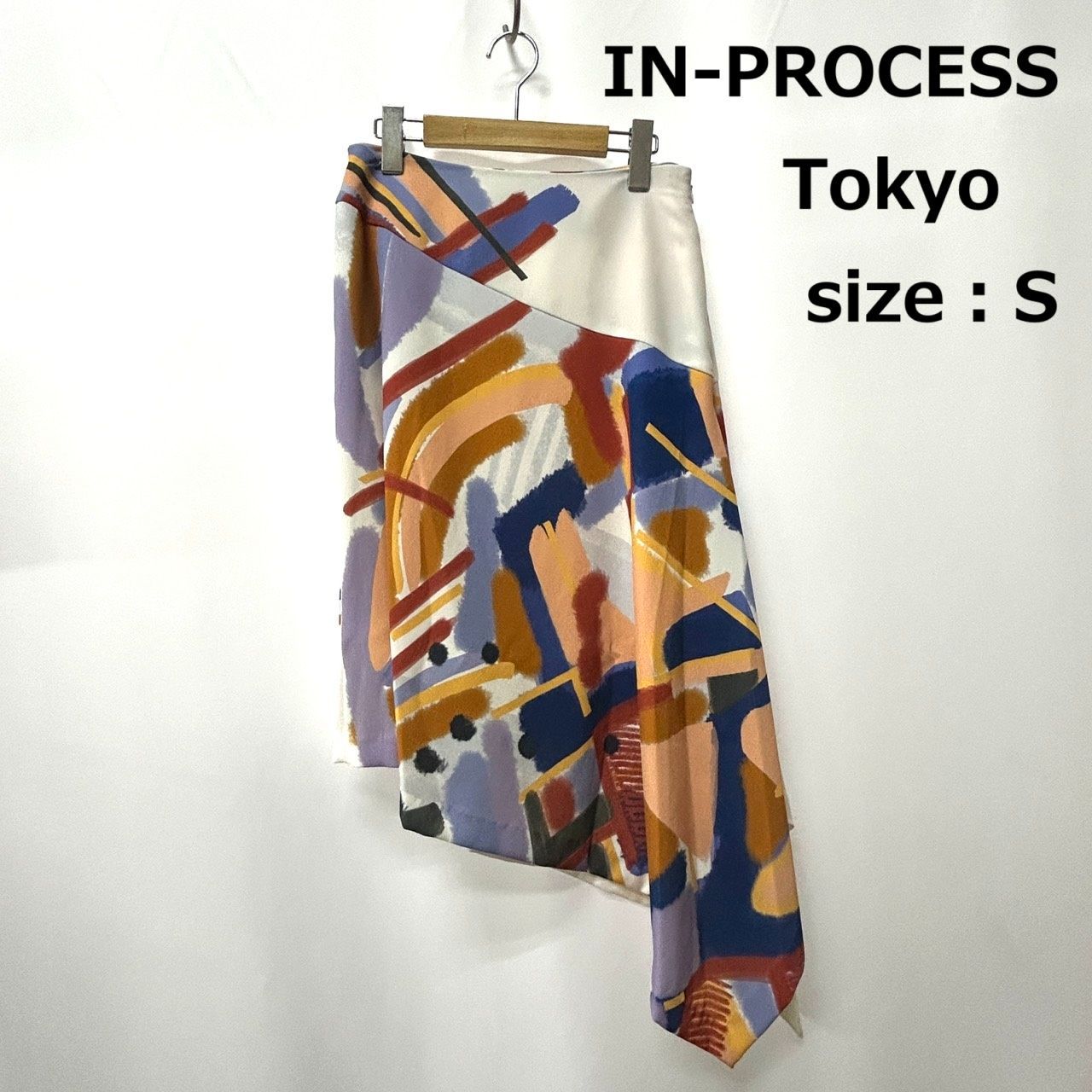 IN-PROCESS Tokyo S ホワイト系 スカート レディース フォーマルコーデ 総柄 アシンメトリー インプロセス トーキョー