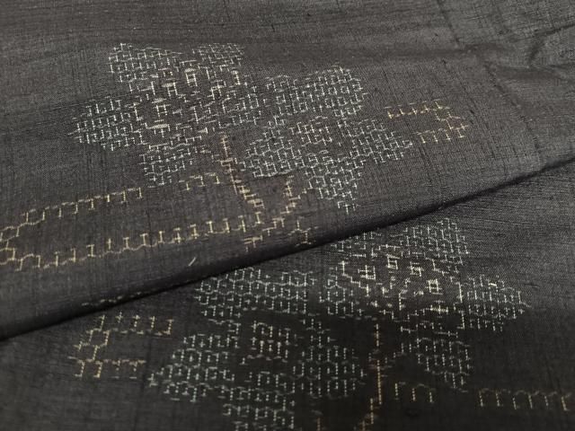 平和屋着物○結城紬 奥順 はたおり娘 飛び亀甲 草花文 証紙付き ロング