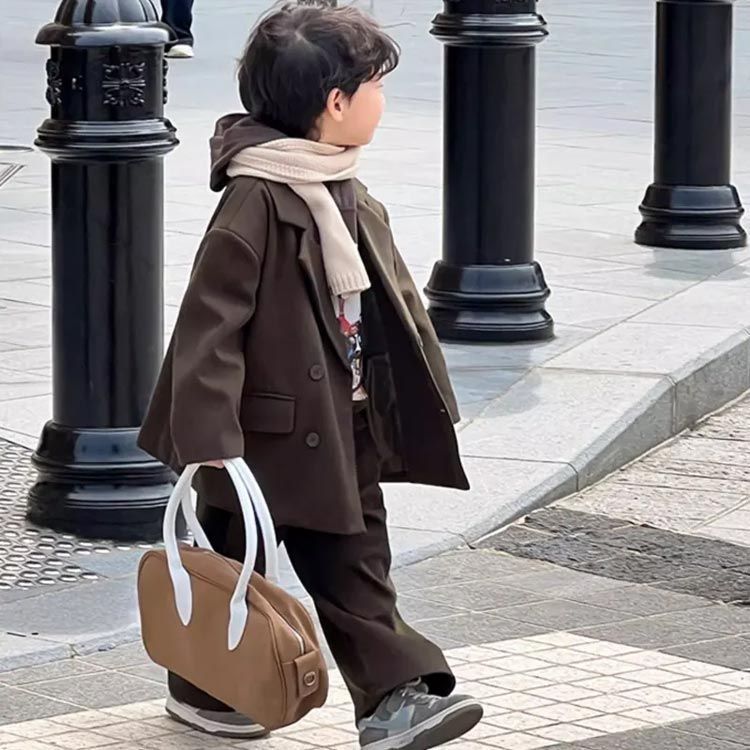 カジュアルスーツ