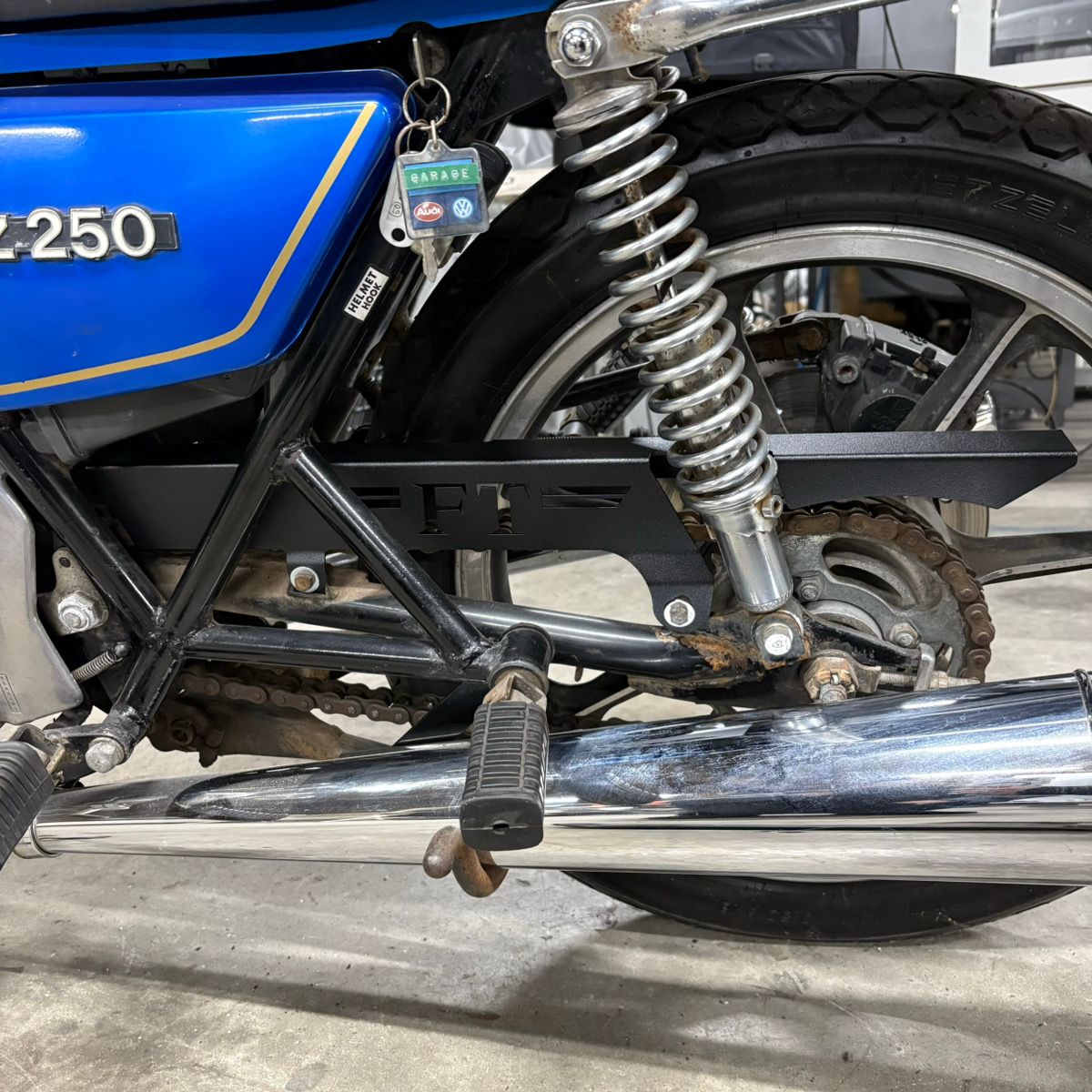 Z250FT