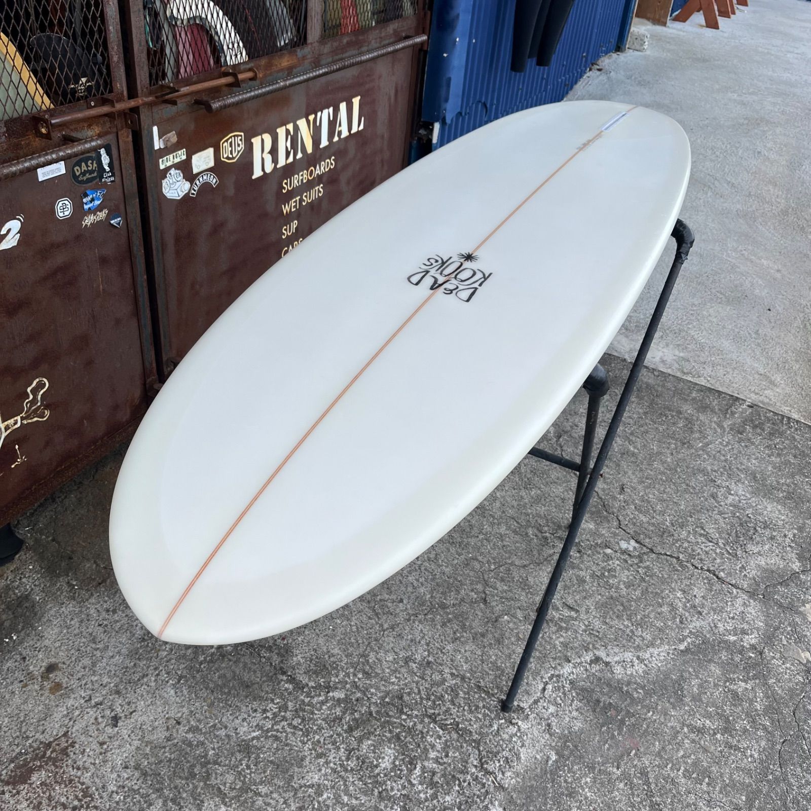Dead kooks stubby 6’3 シングルフィン Dead kooks stubby 6'3 シングルフィン Dead kooks stubby 6'3