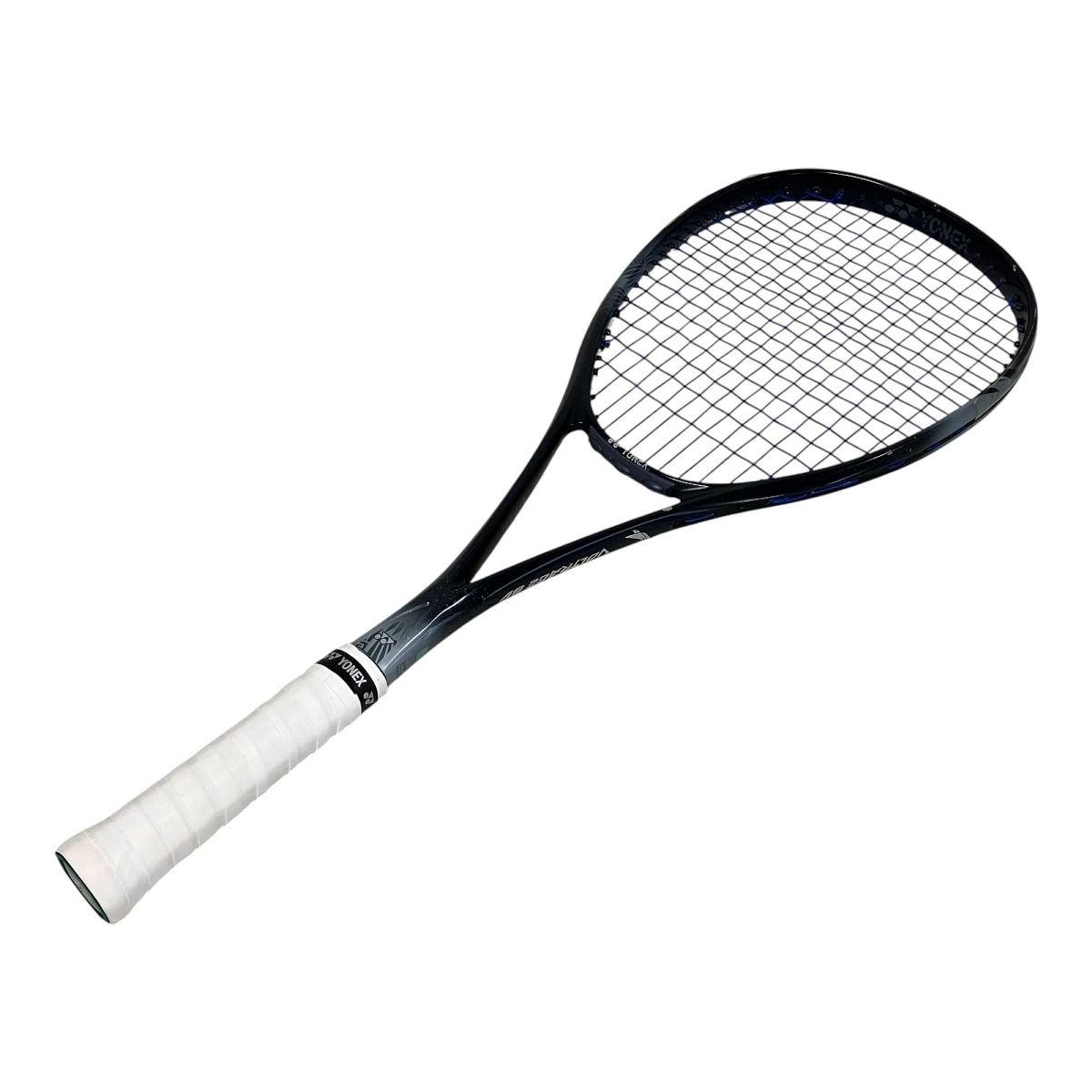 YONEX