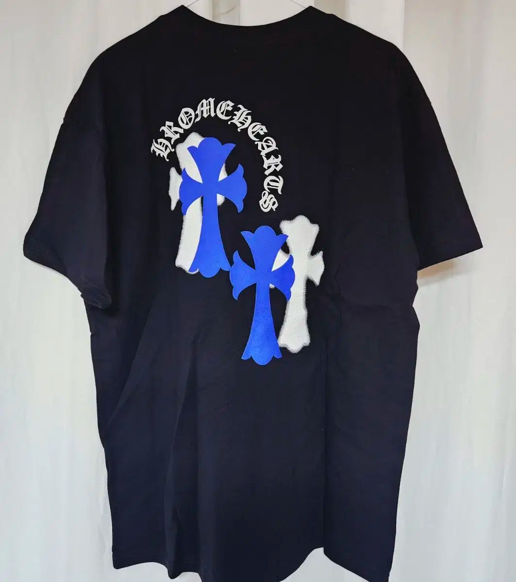 新作登場，人気セール CHROME HAEATS(クロムハーツ) クロス 半袖T