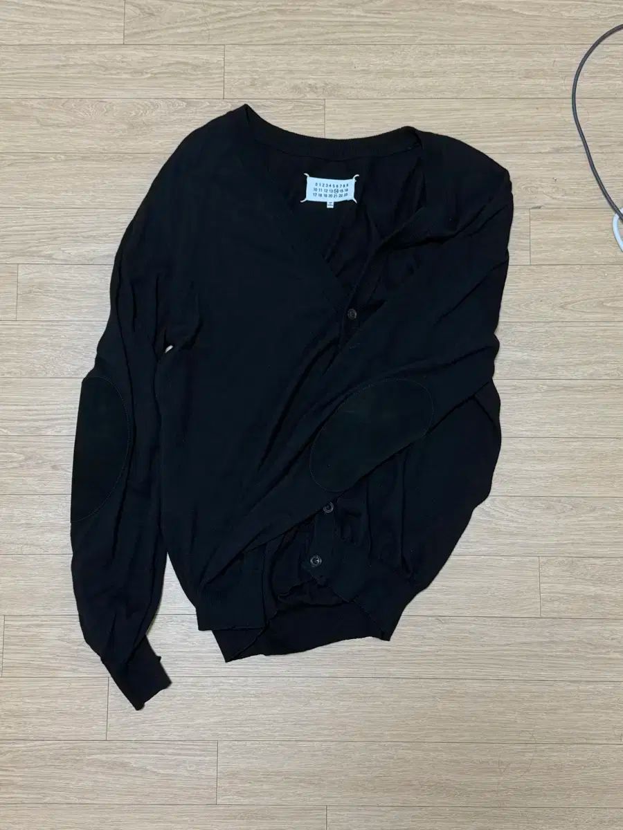L Maison Margiela(メゾンマルジェラ) エルボー パッチ