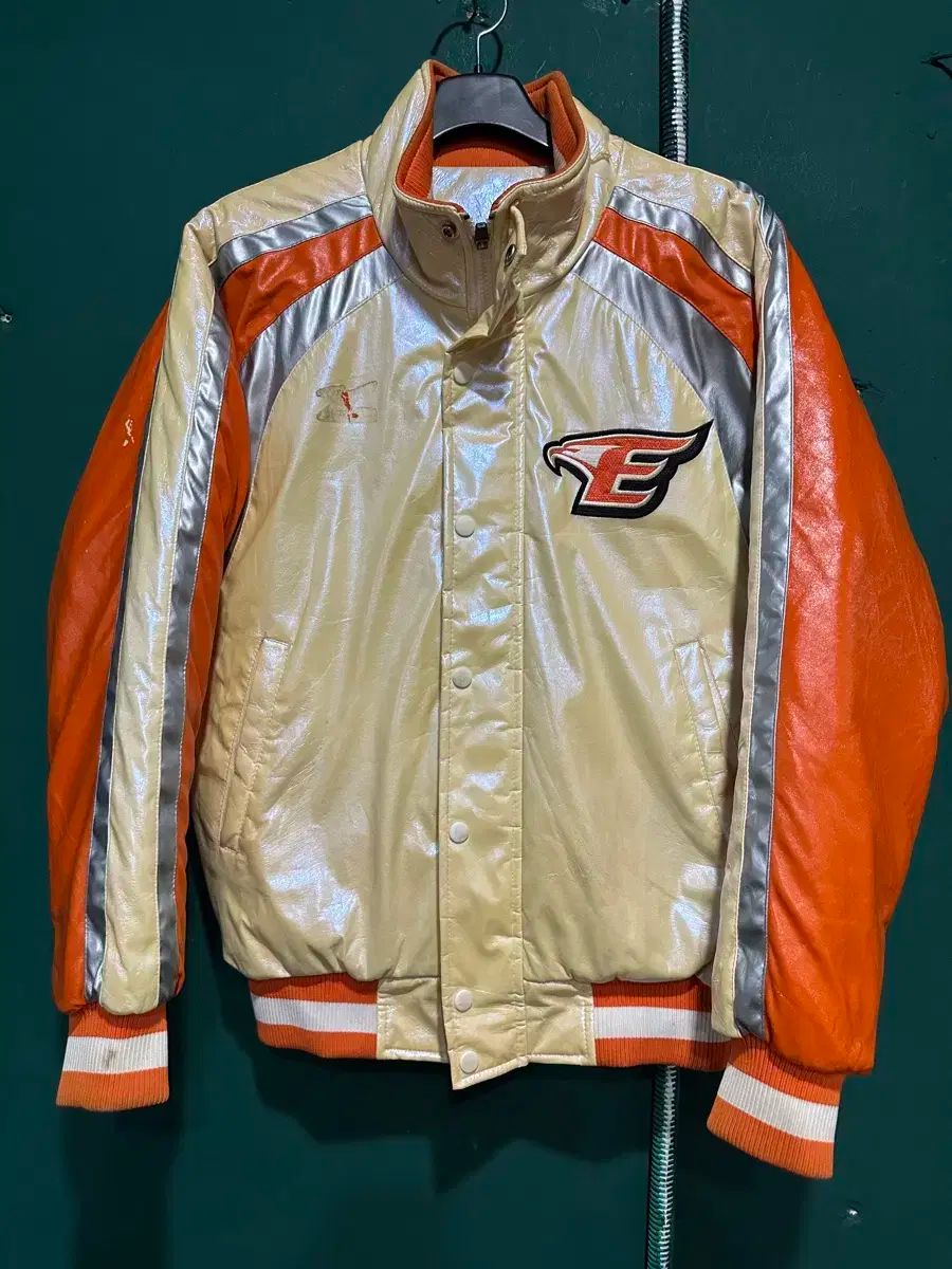 Hanwhae Eagles ハンファ イーグルス 野球 アウター ジャケット オレンジ 100 サイズ