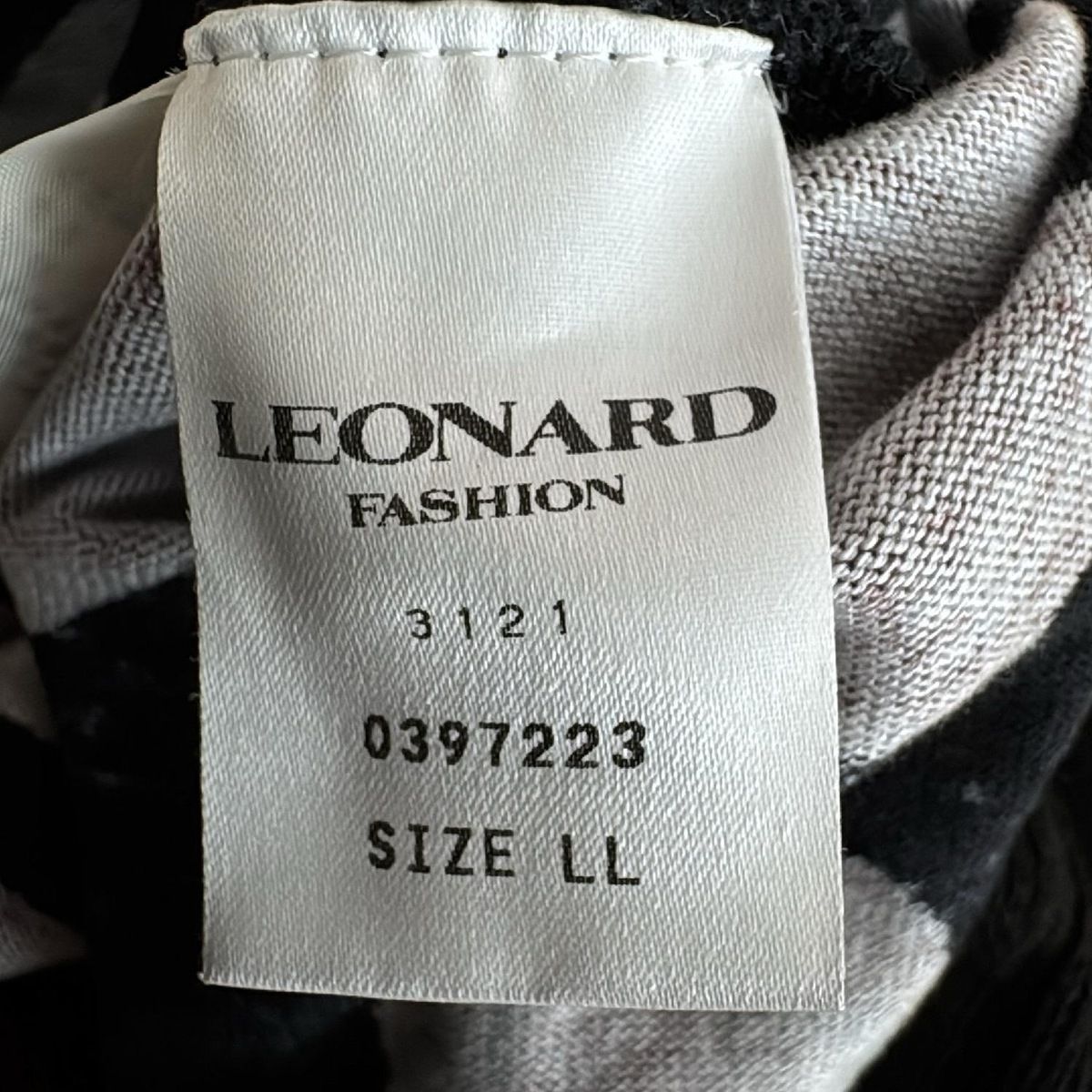LEONARD(レオナール) 半袖カットソー サイズLL レディース - 黒