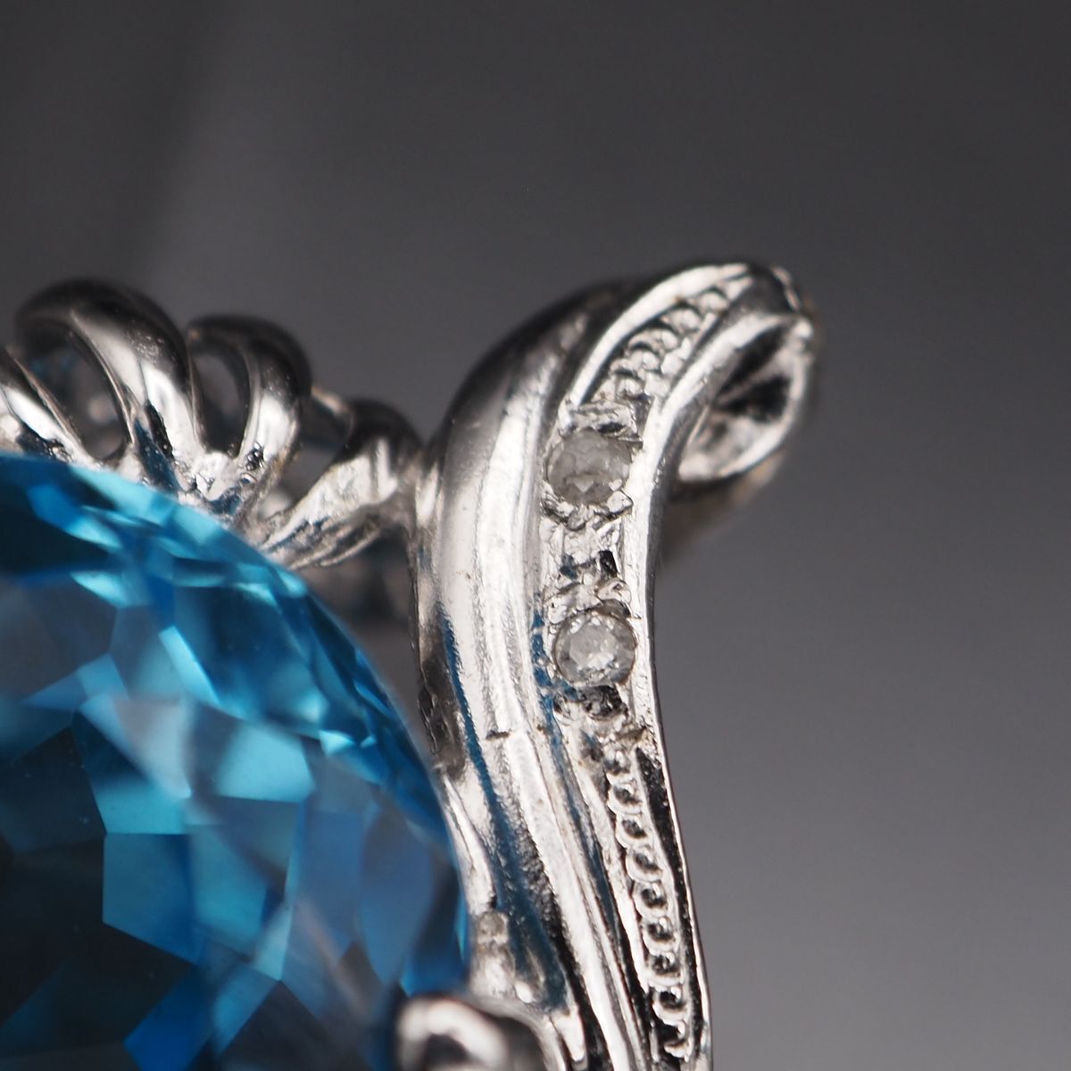 ブルートパーズ 20.0ct