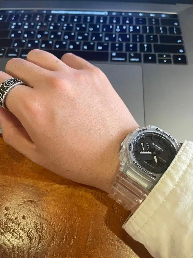 美品. MONCLER \"ALICE アリス\" 確実正規品 カーキ 12A 美品. MONCLER 