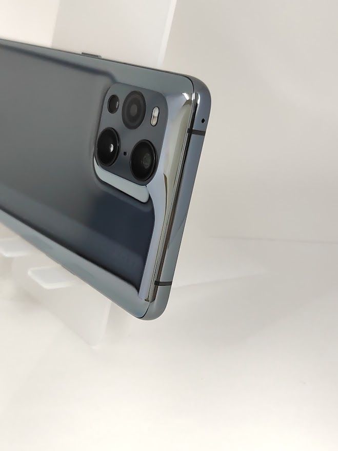 中古品】 OPPO Find X3 Pro au 版 SIM フリーブラック OPG03