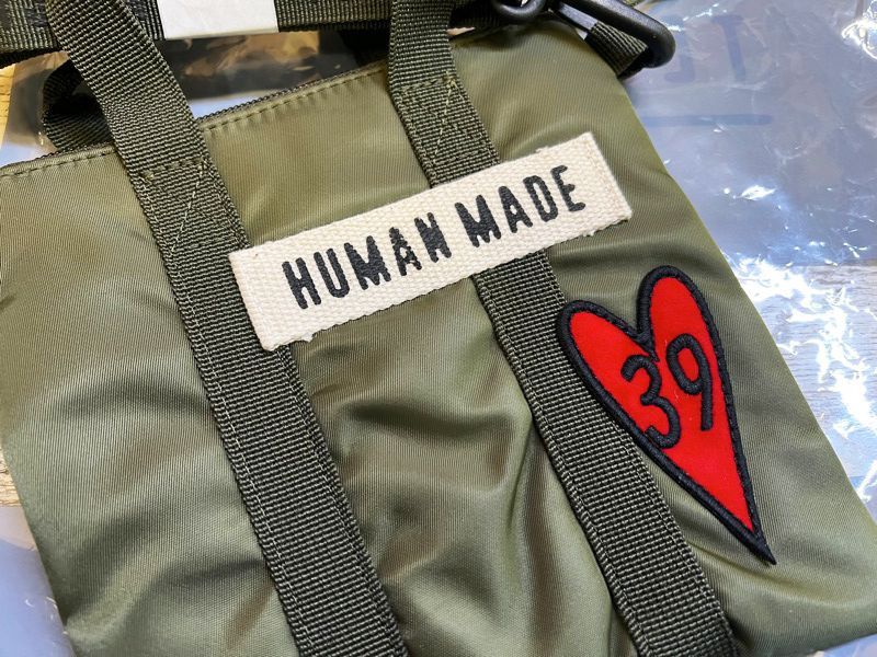 humanmade ショルダー　カーキ HUMAN MADE ショルダーバッグ カーキ