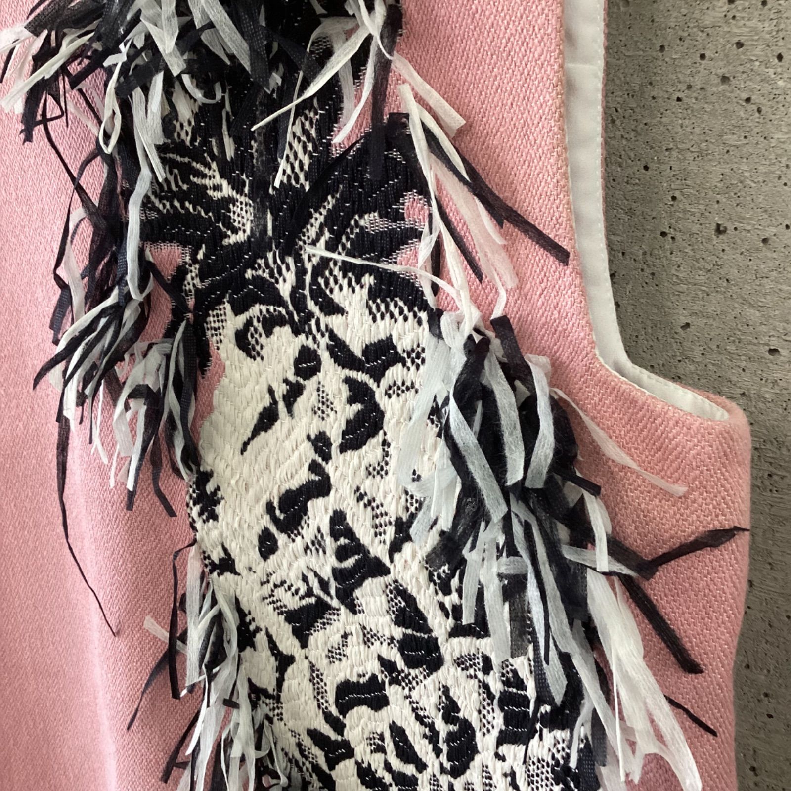 エムエスジイエムMSGM Made in Italyパイナップルモチーフ